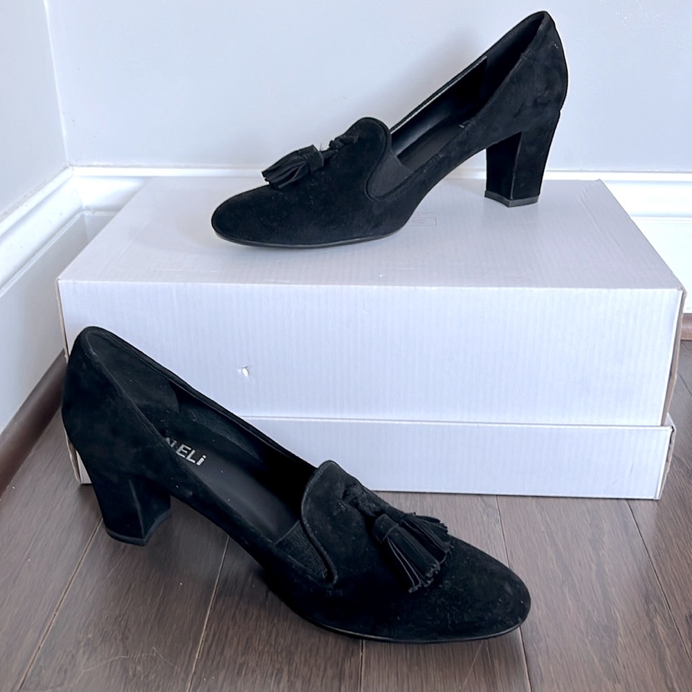 Vaneli Dedalo Suede Tassel Heels